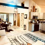 Santa Fe Modern Farmhouse 1 Acre Private Rd Soaking Room 3 Min Canyon Rd